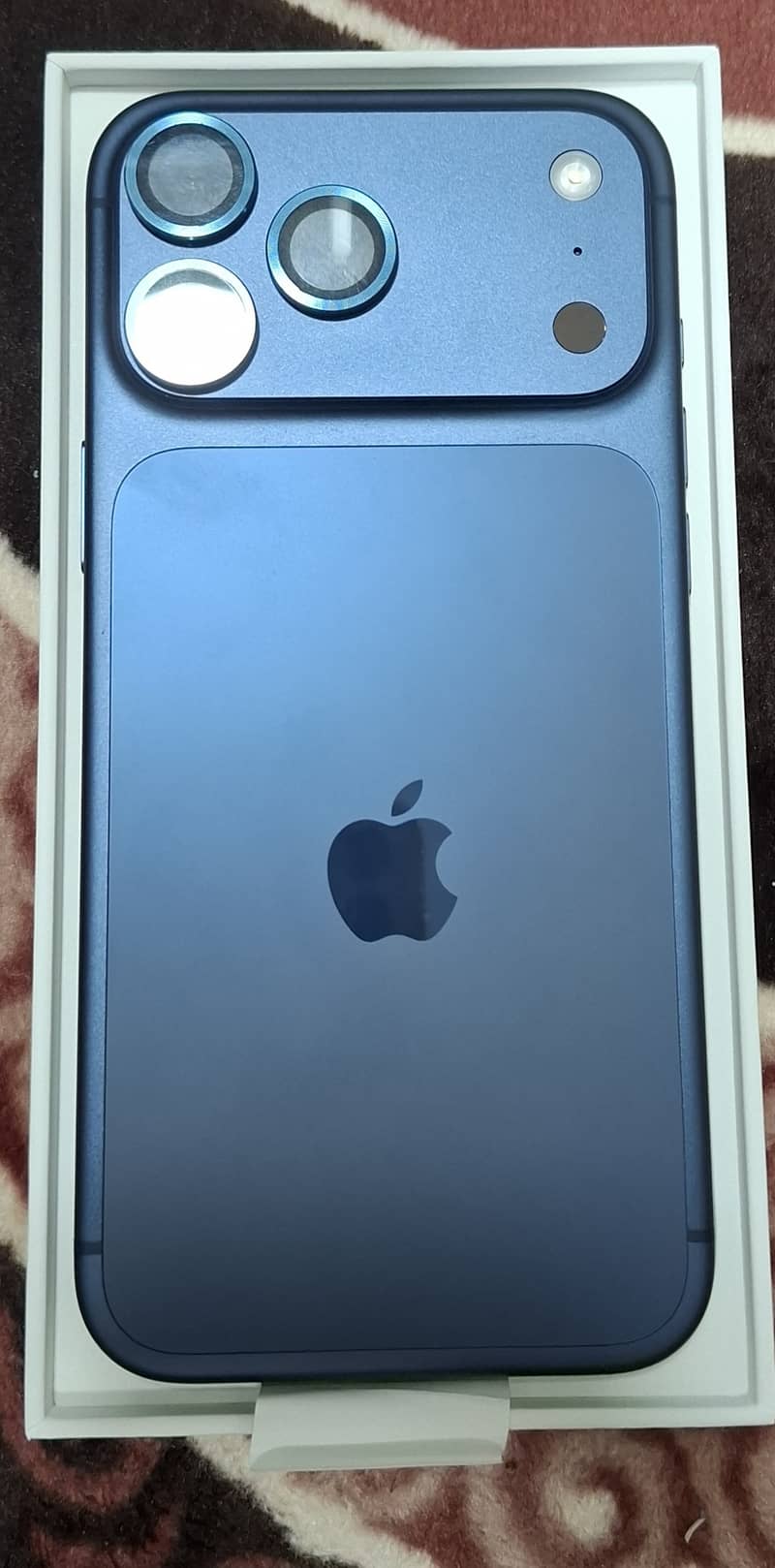 Apple iPhone 17 Pro Max 1