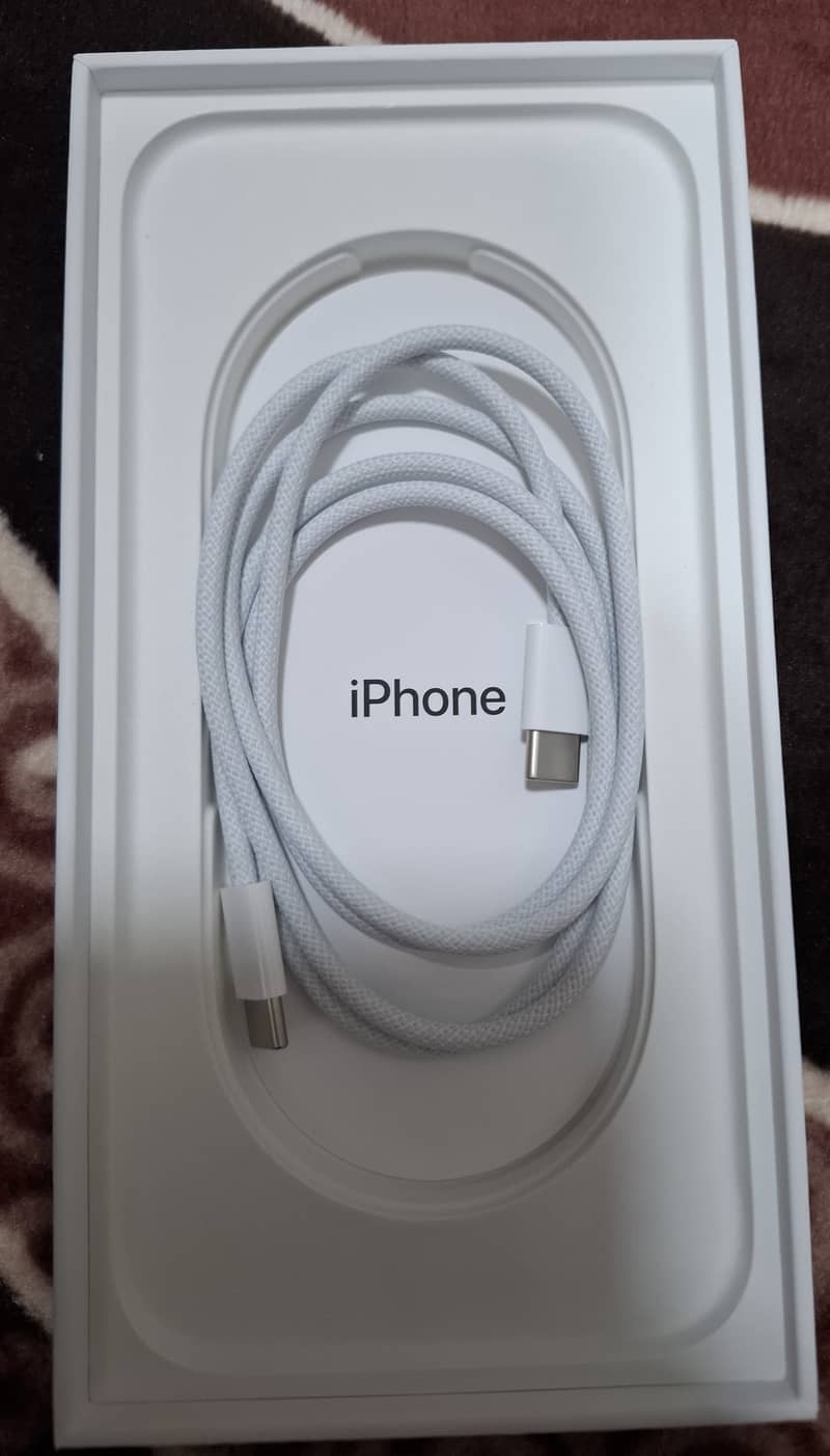 Apple iPhone 17 Pro Max 3