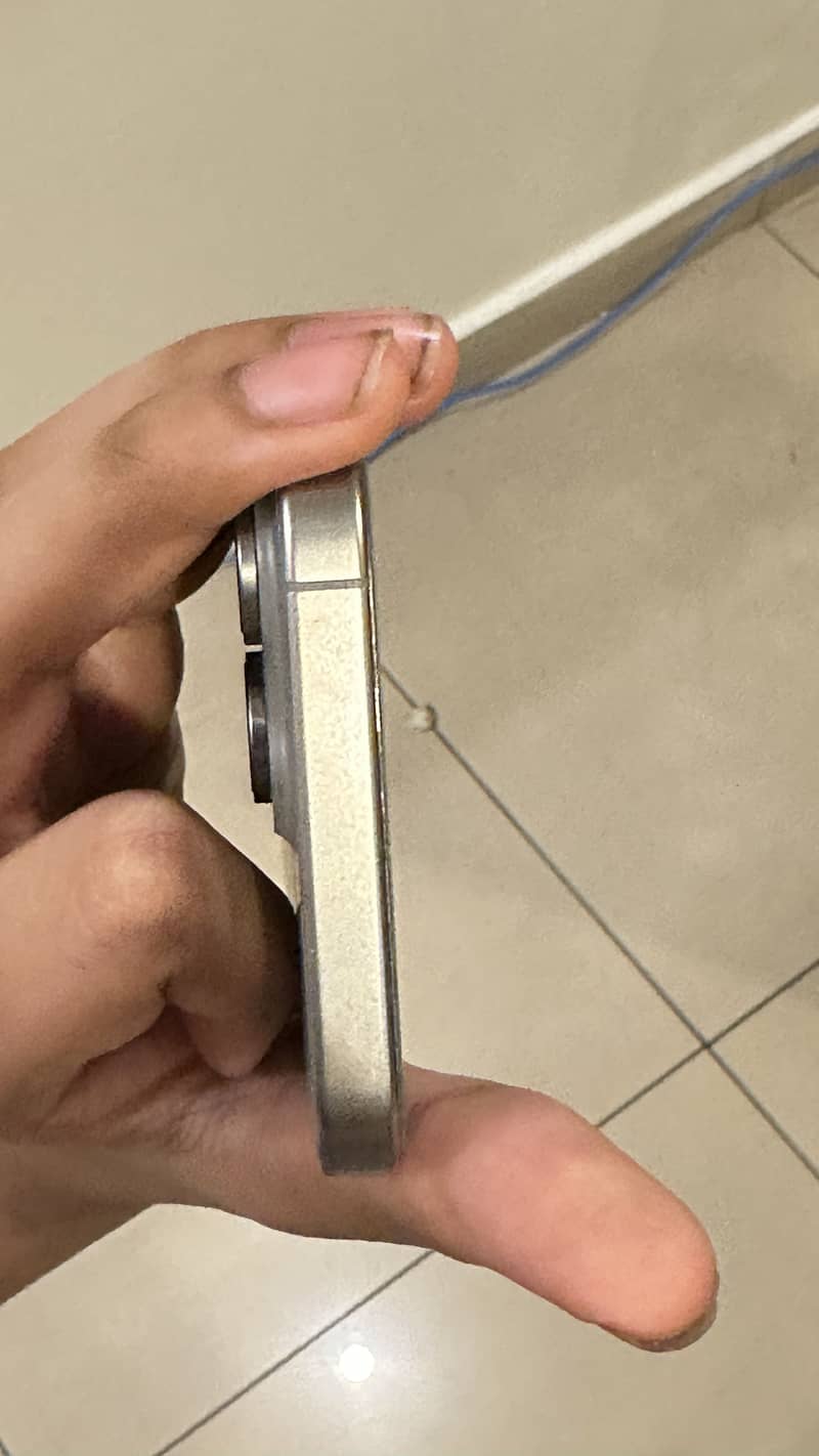 Apple iPhone 15 Pro Max 5