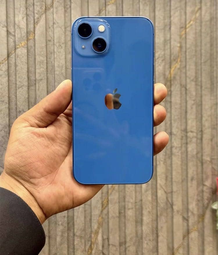 iPhone 13 Jv 0
