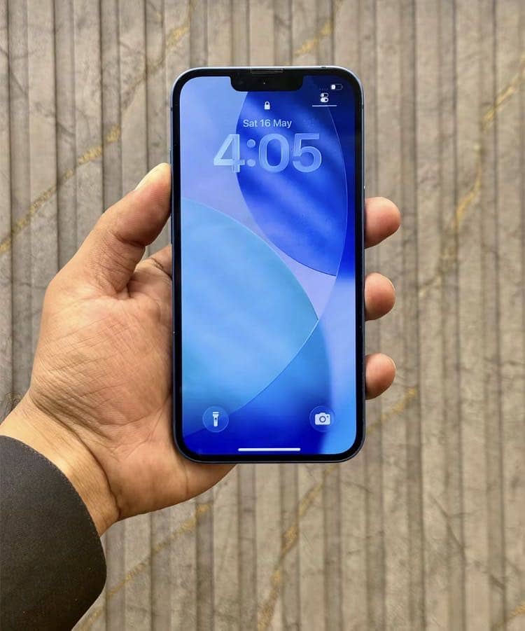 iPhone 13 Jv 1
