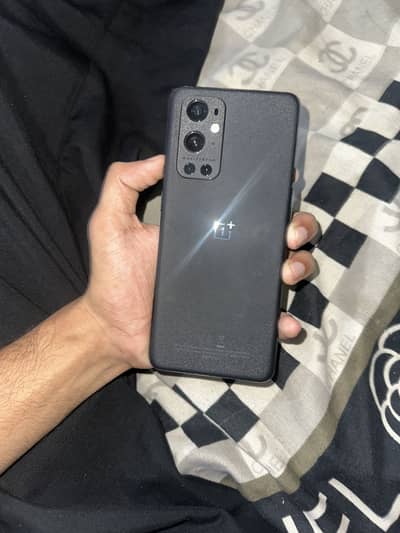 One Plus 9 Pro
