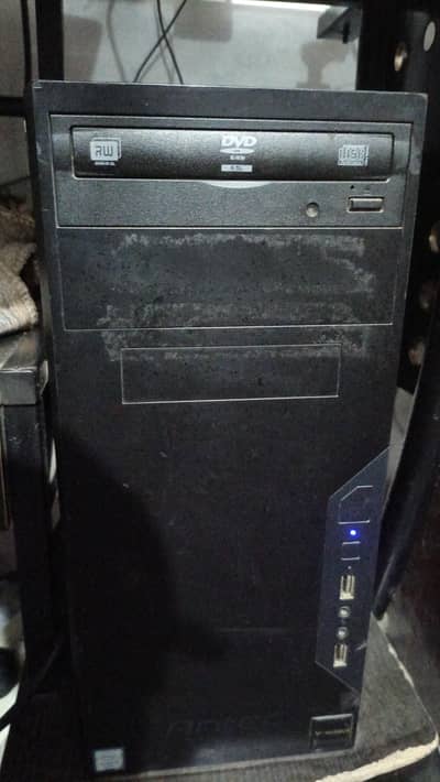 core i7 4790 16GB RAM 500GB Hard 128GB SSD