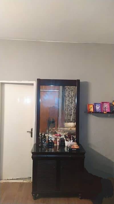 Wooden Dressing Table