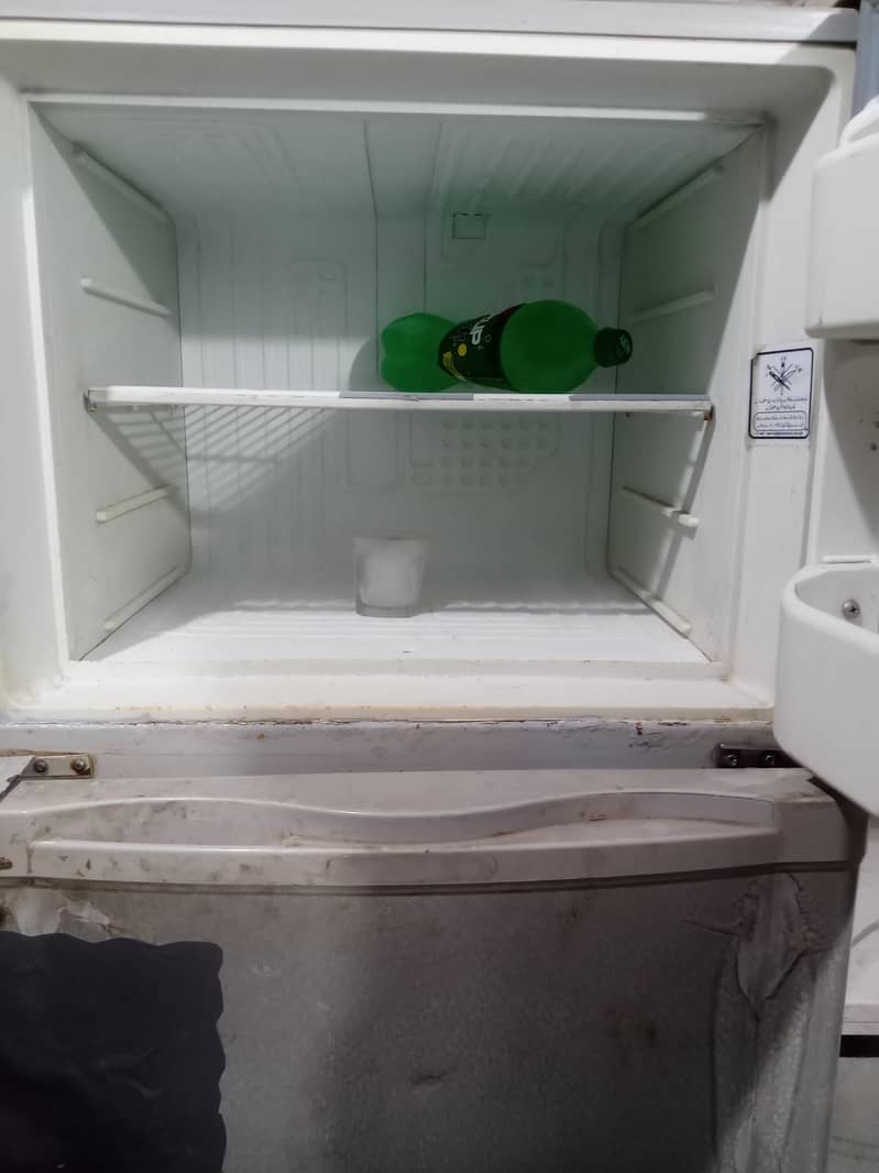 refrigerator 3