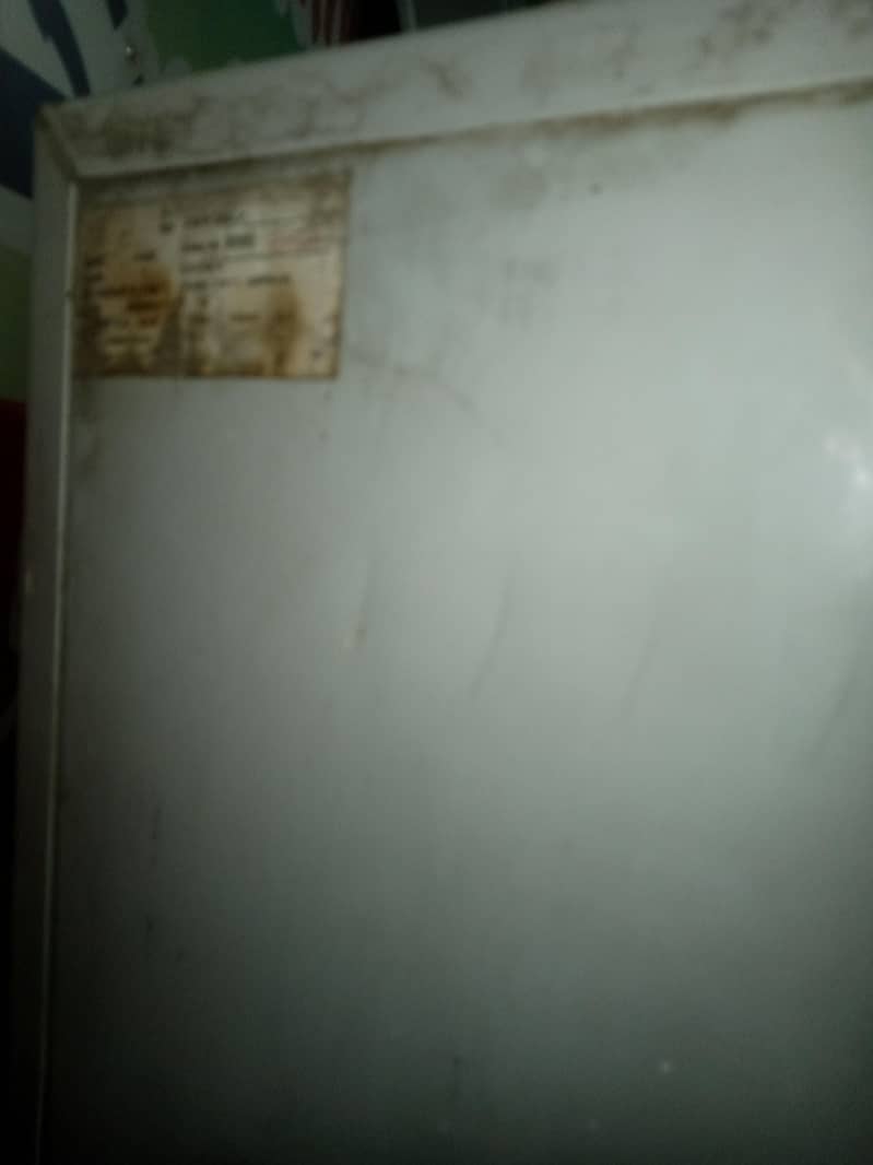refrigerator 7