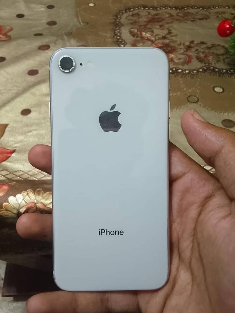 Apple iPhone 8 0