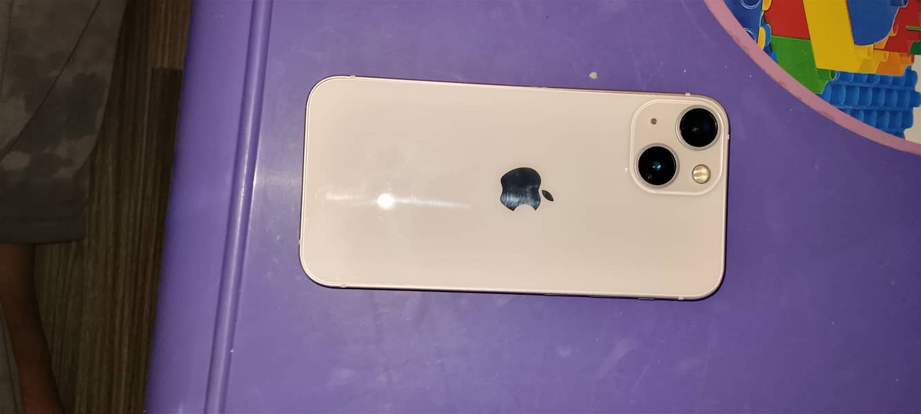 Apple iPhone 13 mini 0