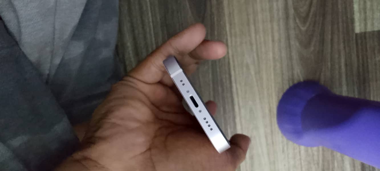 Apple iPhone 13 mini 3