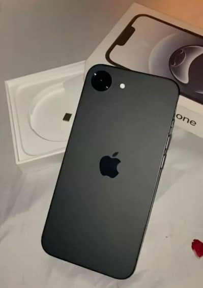 Apple iPhone 17e