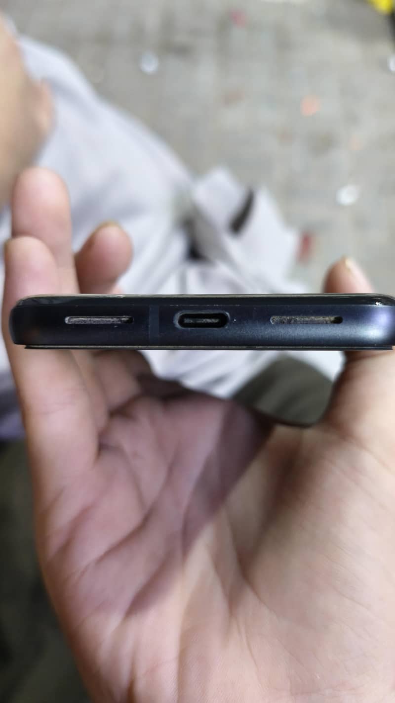 Google Pixel 8 3