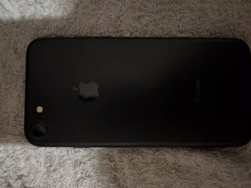 Apple iPhone 7 5