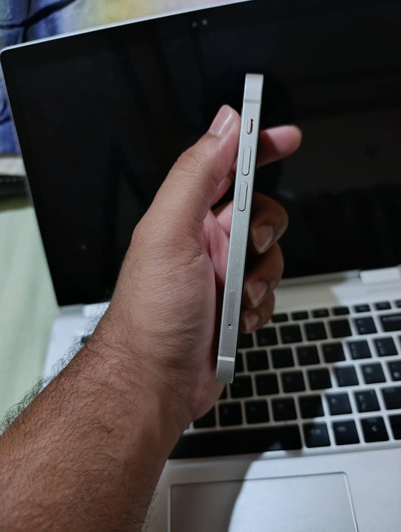 Apple iPhone 12 mini 2