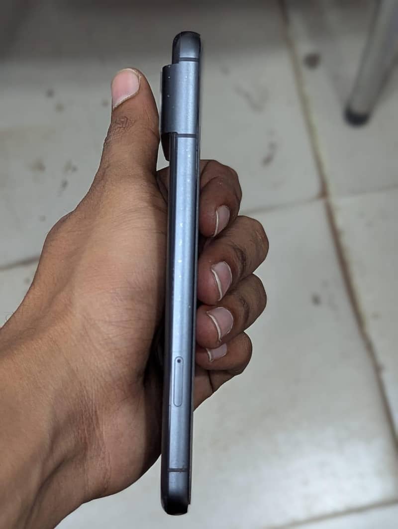 Google Pixel 8 3