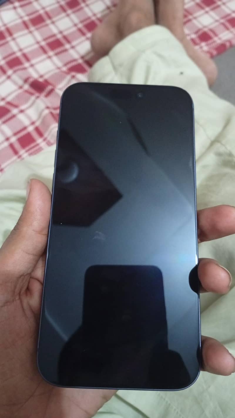 Apple iPhone 17 Pro Max 3