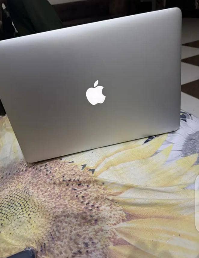 MacBook Pro i7 3