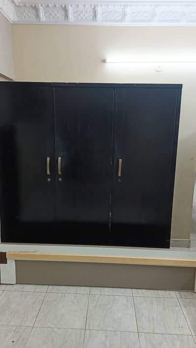 Big Size 3 Doors Wooden Almari Wardrobes Almari