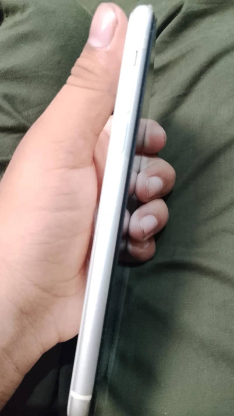 iphone 11 jv 4