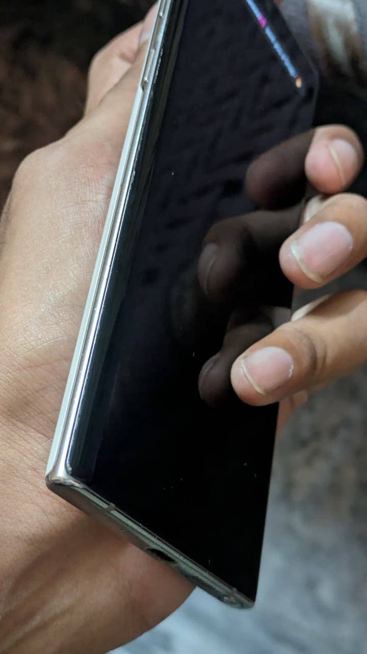 Samsung Mobile Note 10 Plus 6