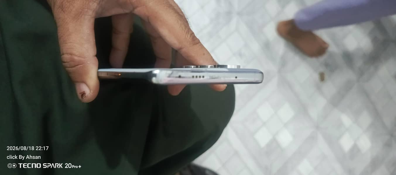 Tecno CAMON 40 Pro 1