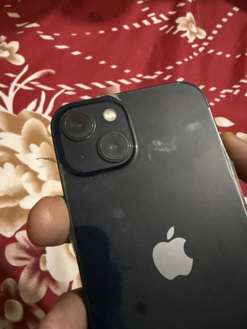 Apple iPhone 13 1