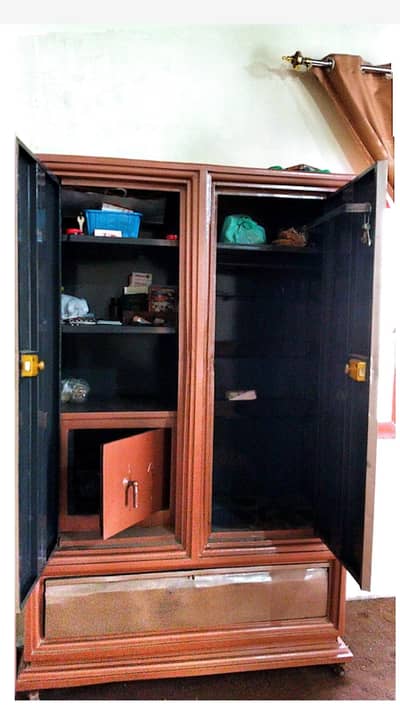 Heavy-Duty iron Safe Almari for Sale