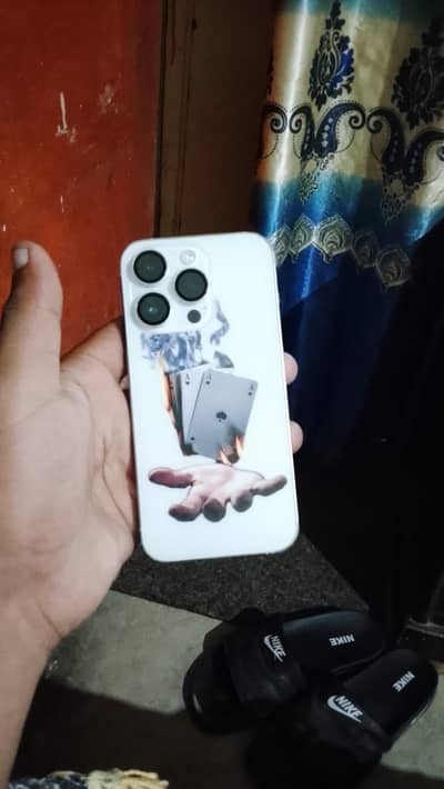 Apple iPhone 14 Pro