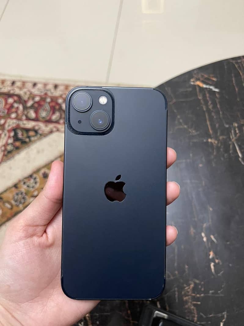 Apple iPhone 13 6