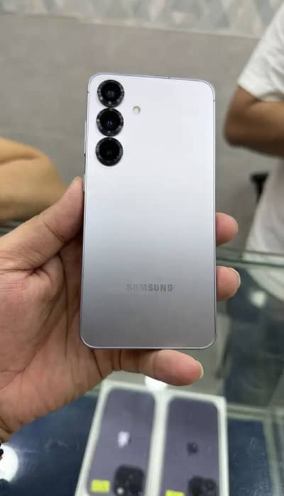 Samsung Mobile S25