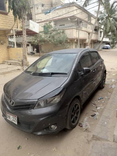Toyota Vitz 2013