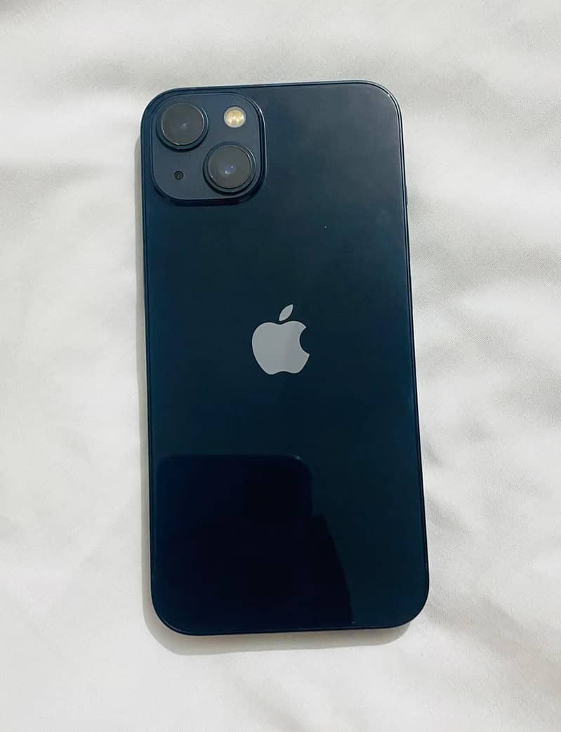 Apple iPhone 13 0