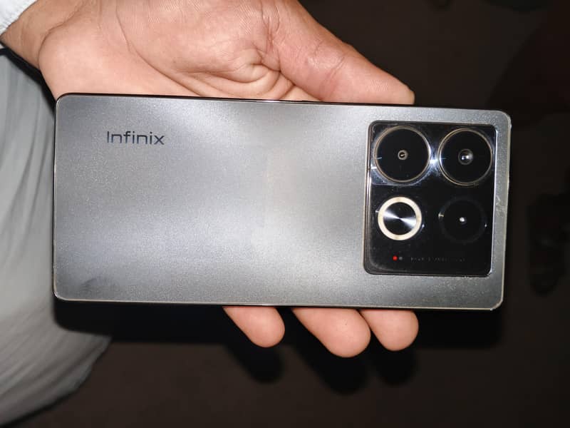 Infinix Note 40 2