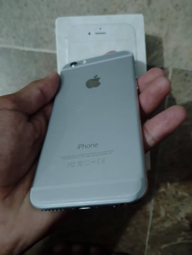 Apple iPhone 6 3