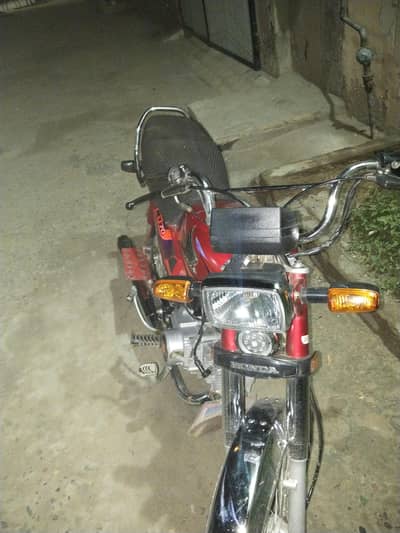 brand new condition elimination in red colour install white light inst