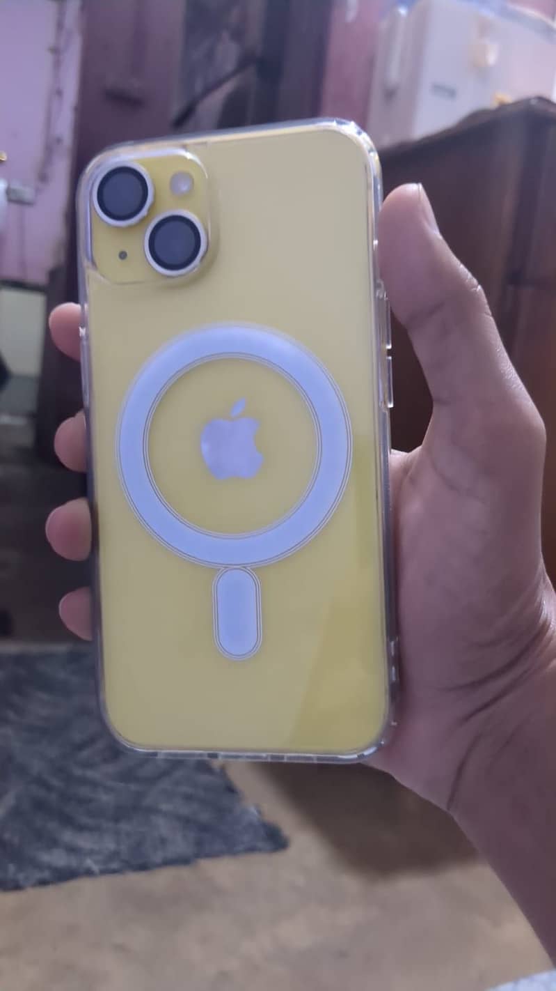 Apple iPhone 14 4