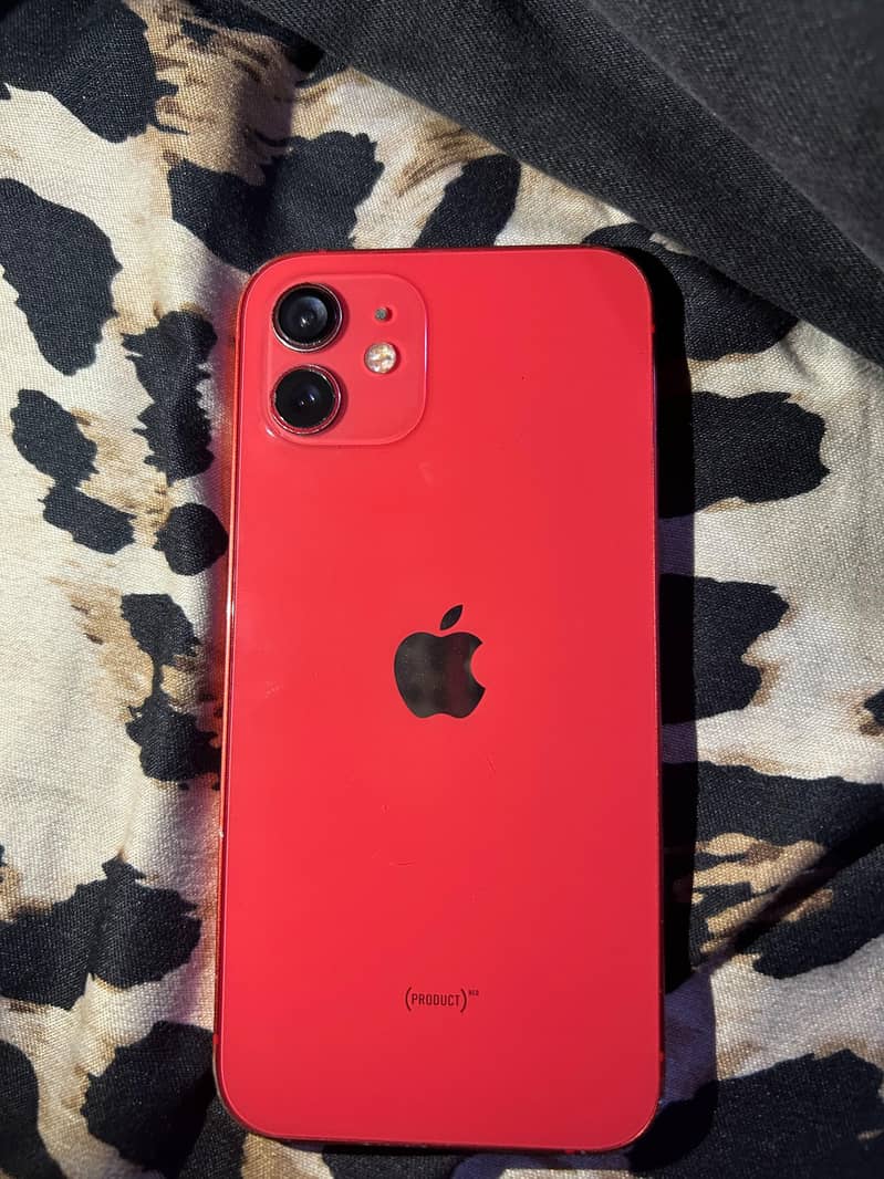 Apple iPhone 12 4