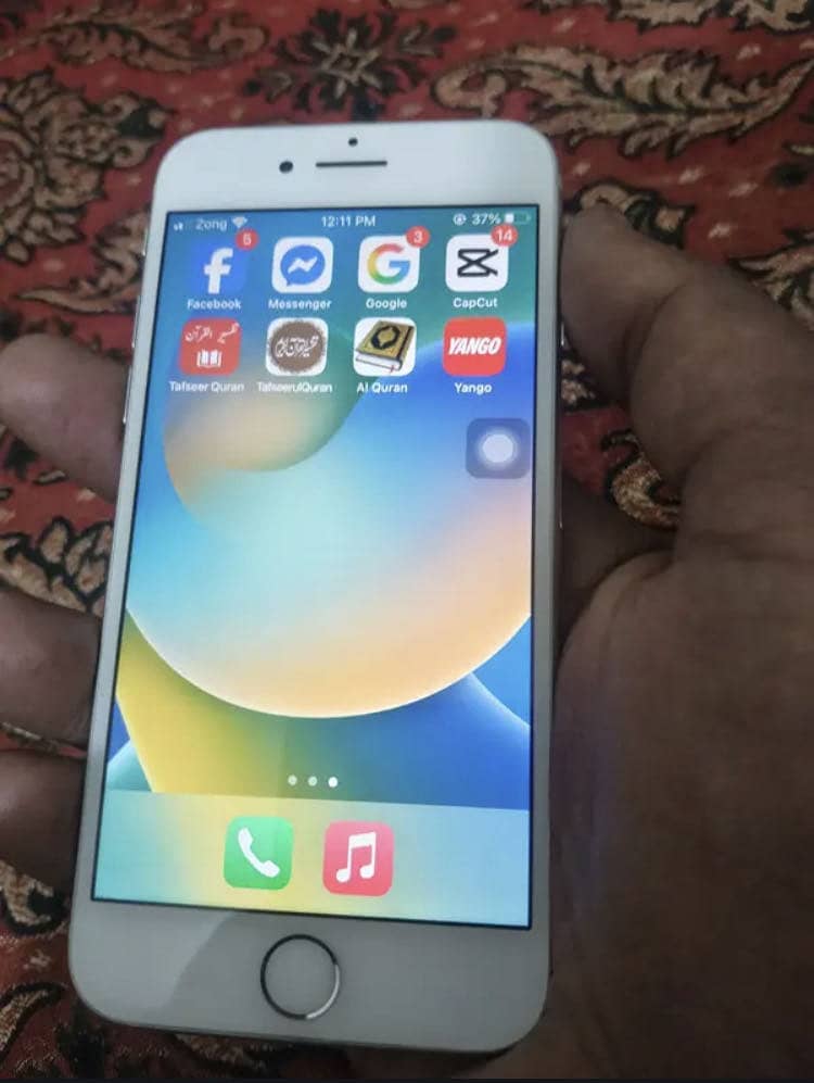 Apple iPhone 8 2