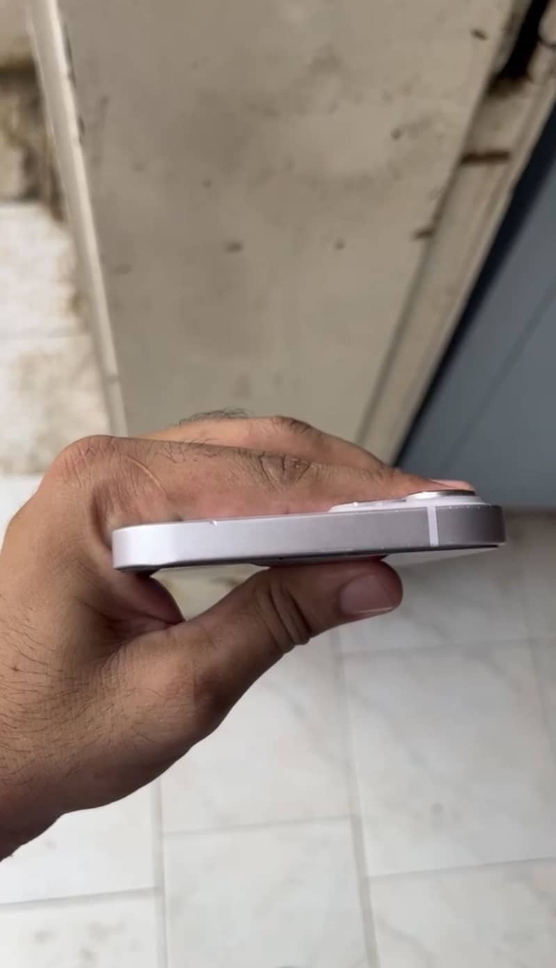 Apple iPhone 14 plus 2