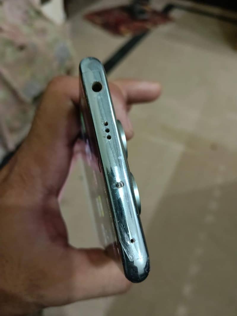 Redmi Note 14 Pro 4