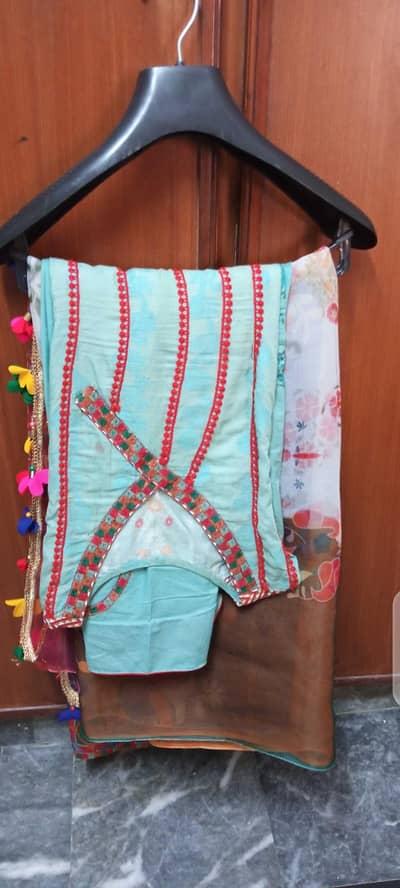 branded used clothes new condition