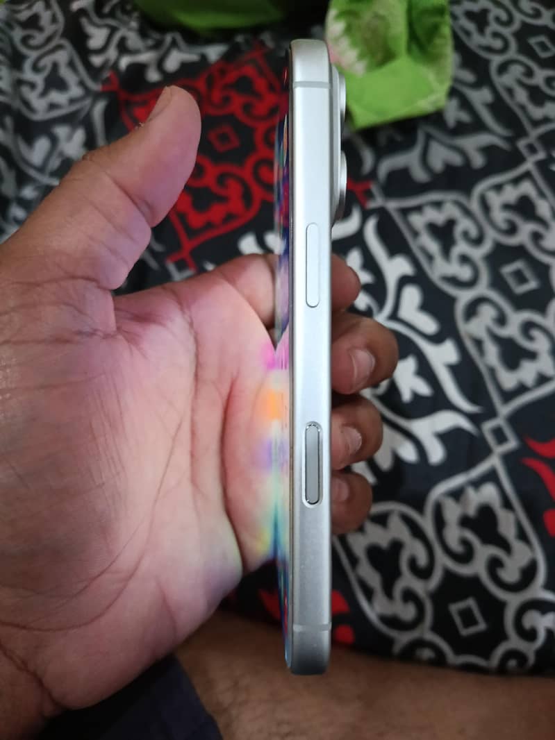 Apple iPhone 17 Pro 2