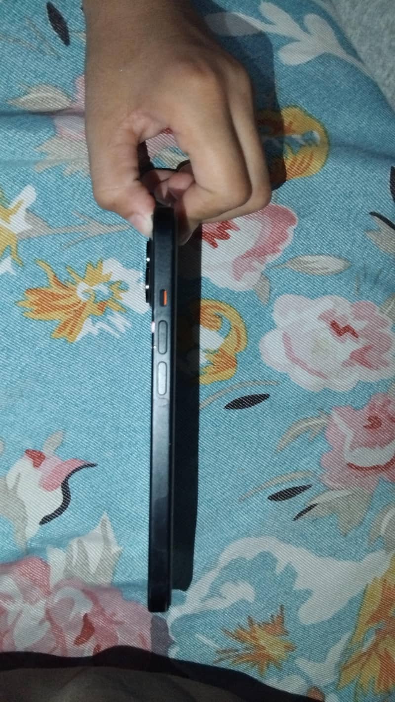 Apple iPhone 15 1