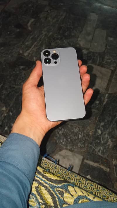 Apple iPhone 13 Pro Max