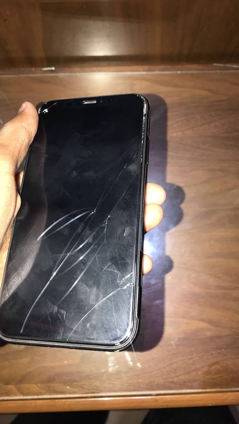 Apple iPhone 11 1