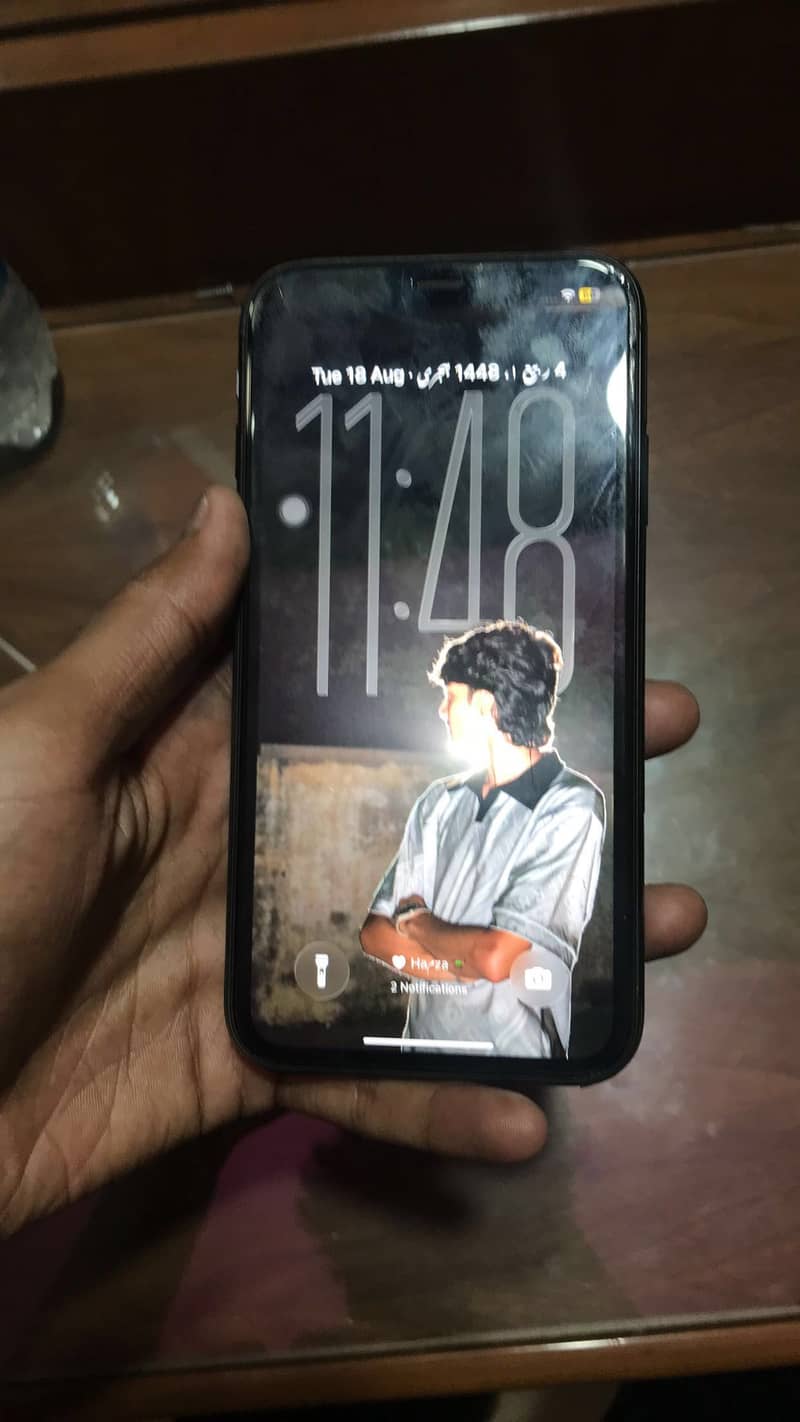 Apple iPhone 11 3