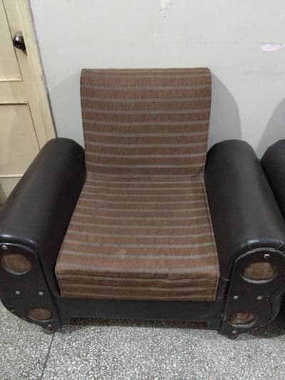 5 seater sofa with good condition