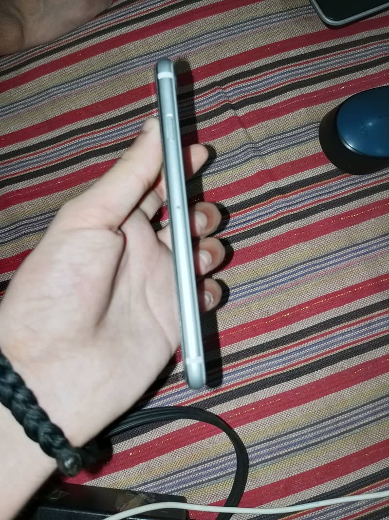 Apple iPhone SE 1