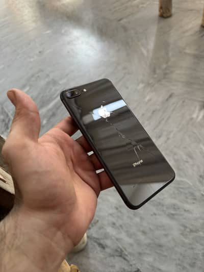 Apple iPhone 8 Plus