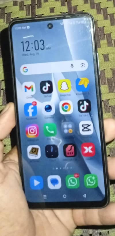 Infinix Hot 40i 8+8/128GB 10/10 Condition With Box Charger