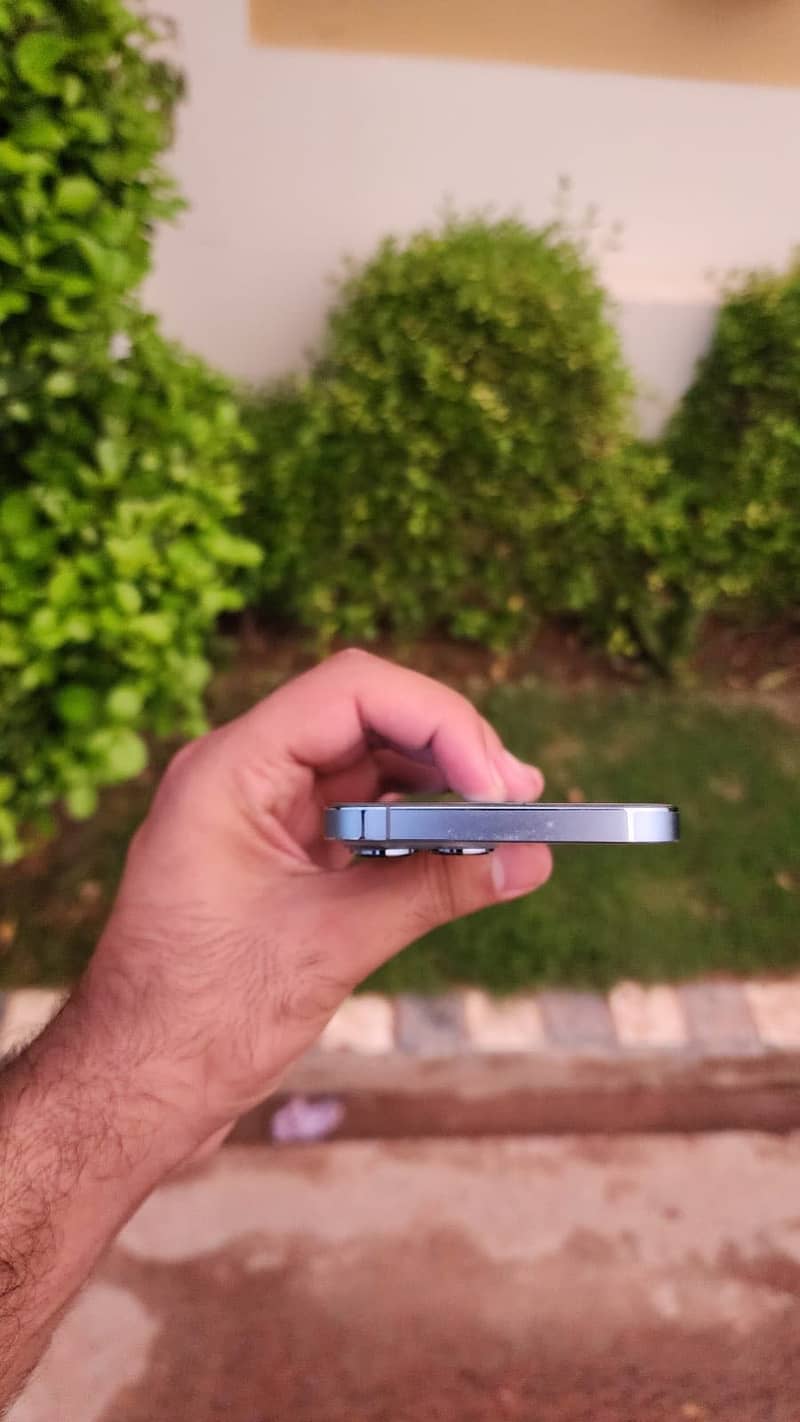 Apple iPhone 13 Pro Max 3